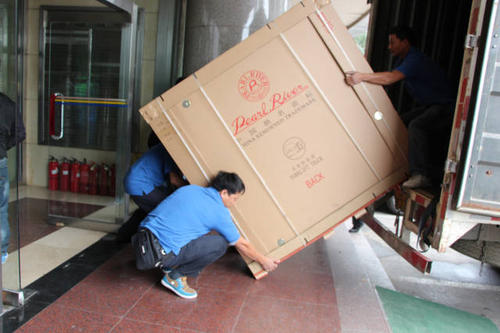 上城钢琴贵重工艺品无忧运
